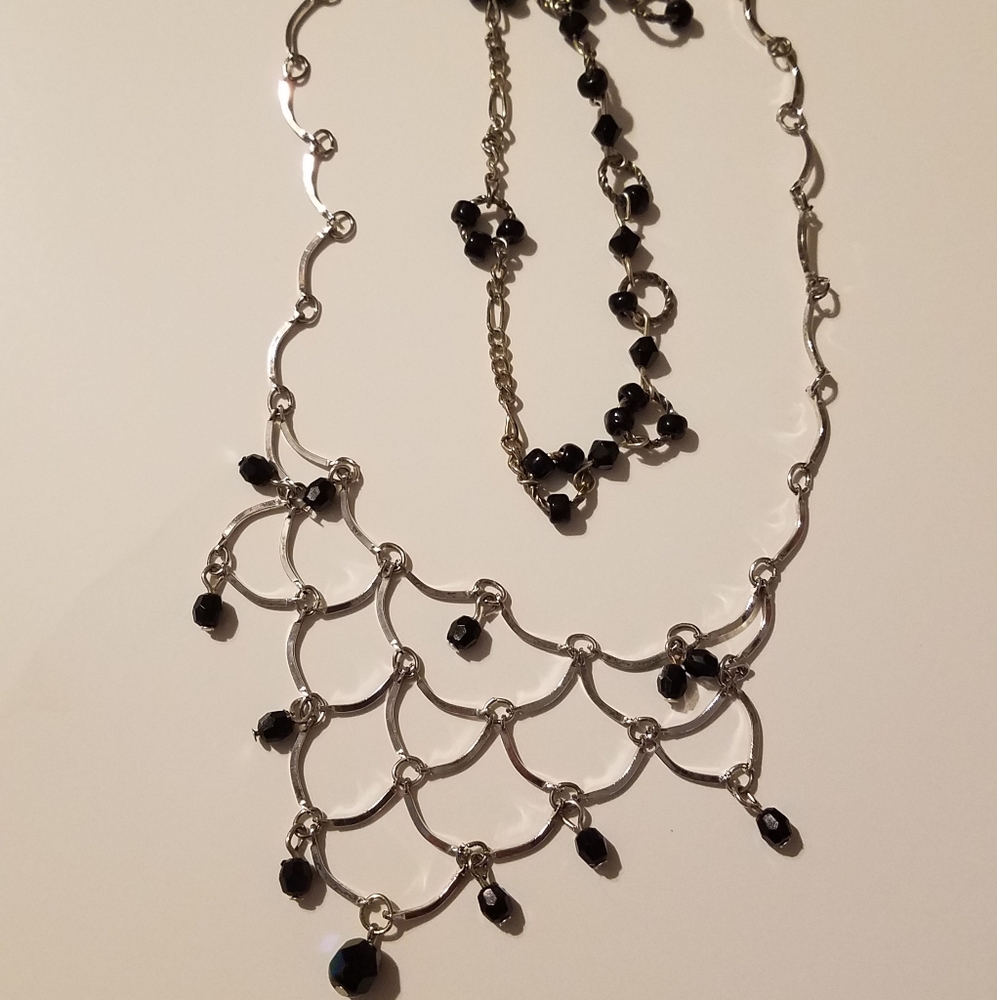 Necklace & bracelet
